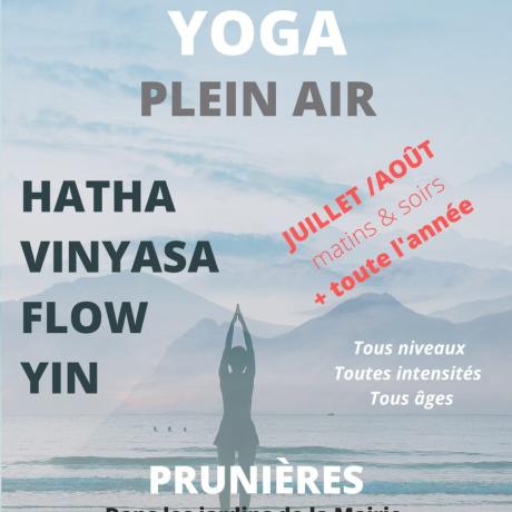 Cours de Yoga juillet et août affiche cour de Yoga