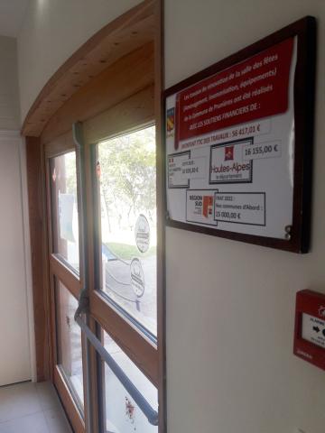 Rénovation porte secours 
